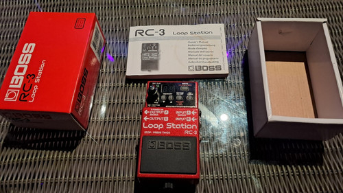 Boss loop station pedal - loop,