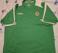 Northern Ireland Official Umbro International Football Shirt (Adult Large)