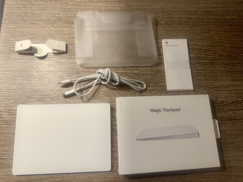 Apple magic trackpad - magic,