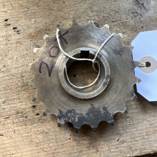 Norton engine sprocket 650ss - norton,