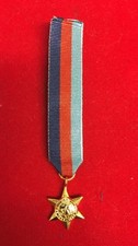 MINIATURE WW2 1939-1945  STAR