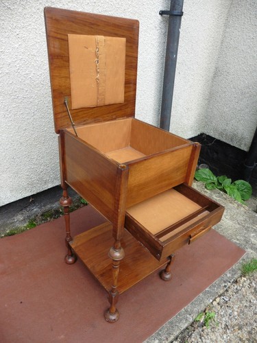 Art deco walnut sewing - deco, table