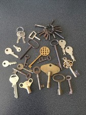 Job Lot Antique & Vintage Keys