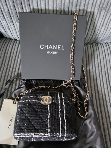 Chanel beaute black white - chanel,