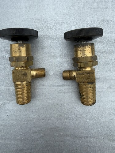 Raf ww2 oxygen bottle taps - x,