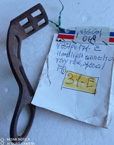 Rare very old sturdy head - rare,