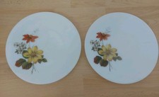 JAJ Pyrex Autumn Dahlia Floral Dinner Plates Vintage Tableware 10 Inches X2