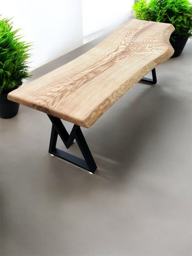 Solid wood live edge - live,