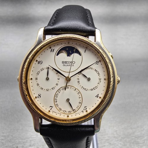 Seiko moon phase - moon, watch