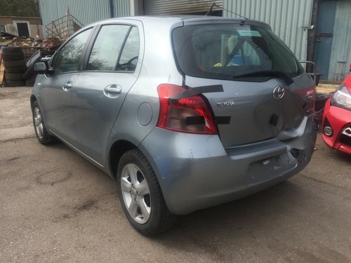 Toyota yaris vvti petrol - 1.3,