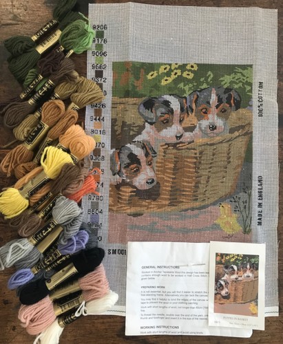 Vintage puppies basket - vintage, in