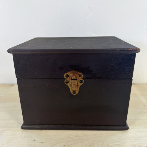 Vintage wooden box 23x18x18cm - box,
