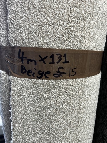 Carpet offcut beige - 4m, 131cm