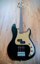 Fender Deluxe Active Precision