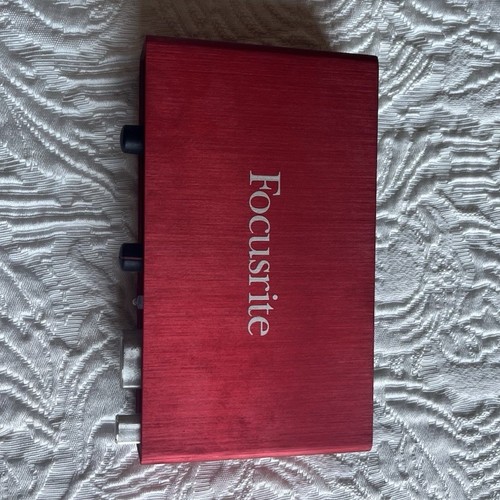 Focusrite scarlett 2i2 usb - scarlett,