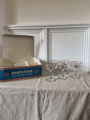Set babycham glasses in - 5,