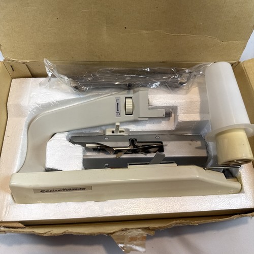 Knitmaster knitting machine - knitmaster,