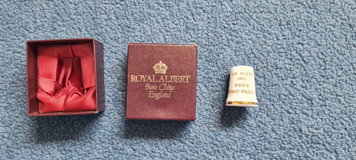 Royal albert thimble pope - royal, thimble,