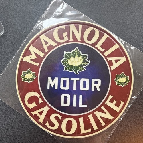 Magnolia gasoline motor oil - motor,