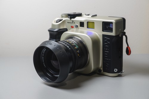 Mamiya lens hood for - 7,