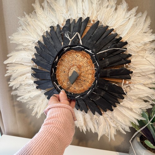 White juju hat wall decor - hat,