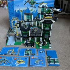 LEGO Town Jr. - 6332 -  Command Post Central - Police Station - 1998 Vintage 