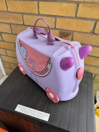 Pink trunki ride - trunki,