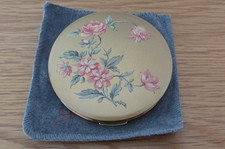 Beautiful Vintage Stratton