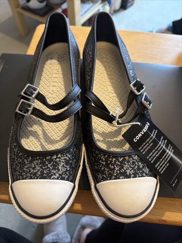 Bnwt converse all star - bnwt,