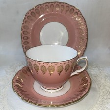 COLCLOUGH HARLEQUIN GOLD CHINTZ VINTAGE BONE CHINA TEA CUP TRIO CANDY PINK