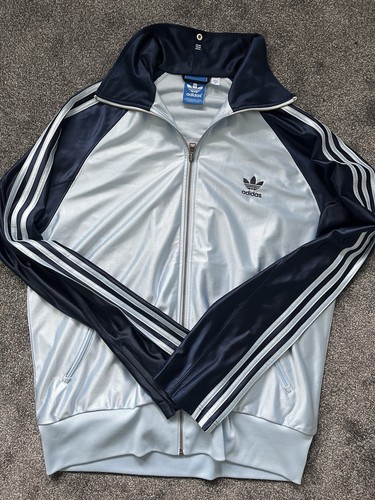 Adidas vespa retro styled - vespa,