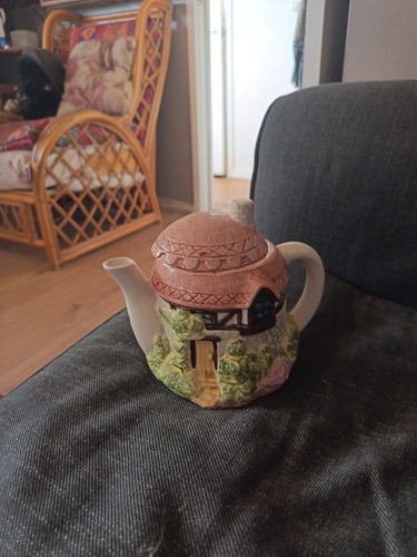 Vintage ceramic cottage ware - ceramic,