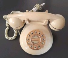 Vintage The Knightsbisge Cream