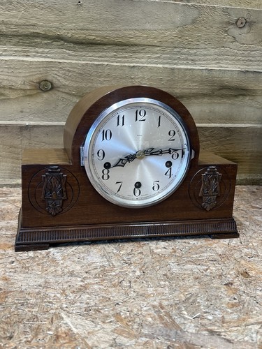 Vintage mantle clock - mantle,