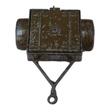 Vintage Britains Ltd  Green 3 Inch Military Trailer.