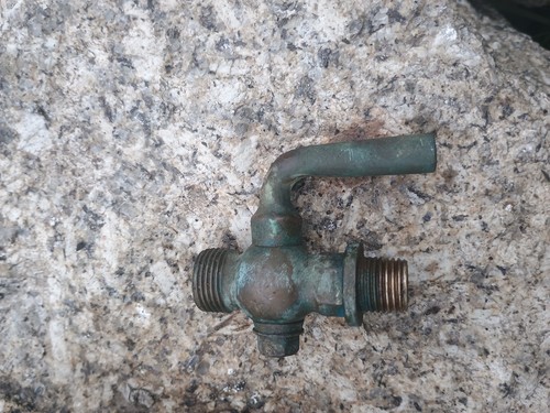 Small brass petrol tap - brass,