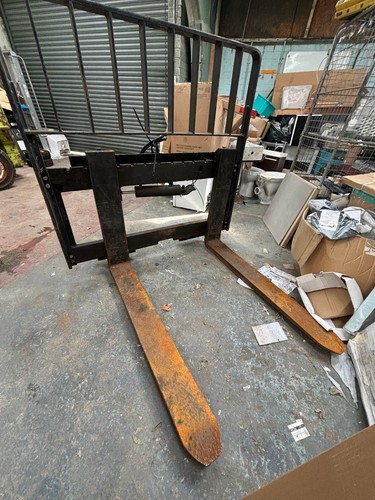 Cascade hydraulic side shift - side,