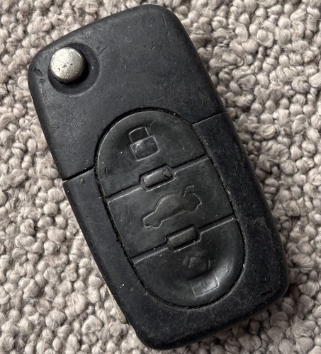Genuine audi button remote - genuine,