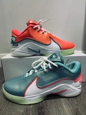 Nike Lebron 22 XMAS Limelight