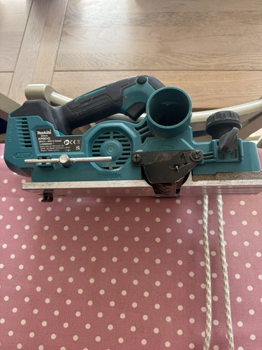 Makita kp001gz 40v - makita, 82mm