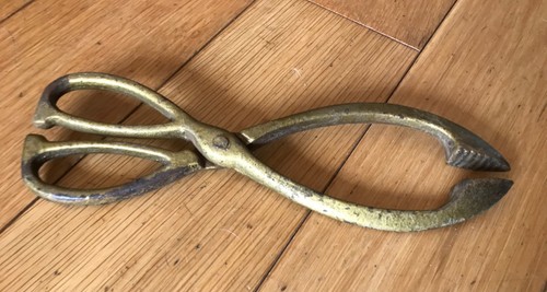 Vintage brass fire - fire, open