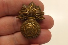 MILITARY CAP BADGE THE ROYAL