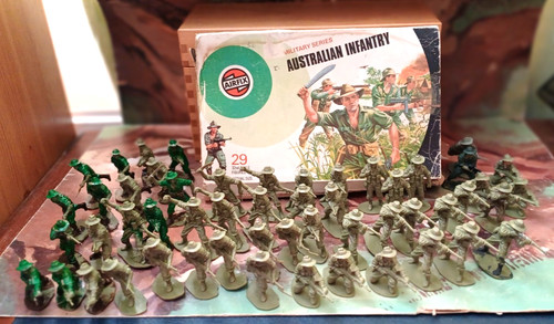 Airfix boxed world war - boxed,