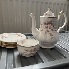 Paragon Victoriana Rose bone