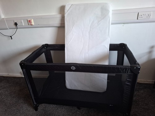 New foldable travel cot and - foldable,