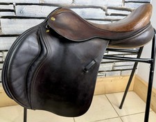 17 1/2” Medium Black Country Wexford Jump Saddle - Brown
