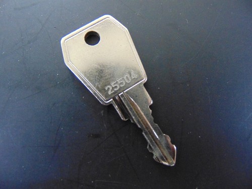 Original kamei replacement key - original,