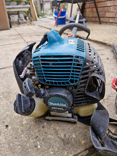 Makita dbc260l petrol - makita,