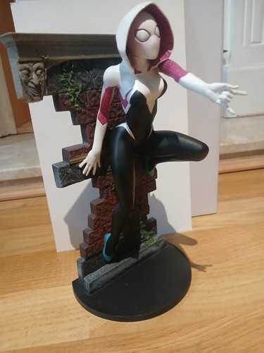 Spider gwen statue diamond - statue,
