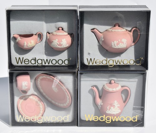 Boxed miniature wedgwood pink - boxed,